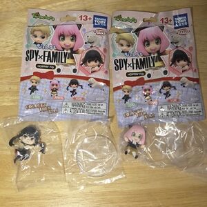Spy x Family Hoppin' Figures Set - Yor and Anya